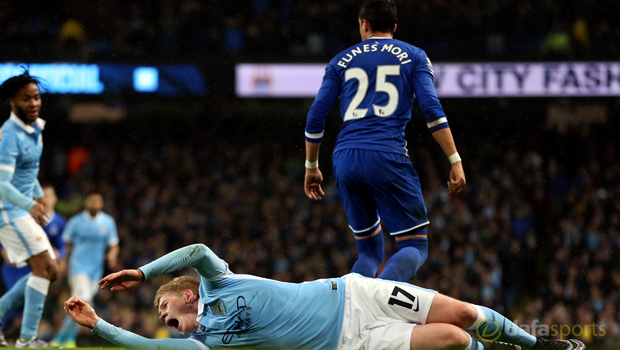 Man-City-Kevin-De-Bruyne-injured-Capital-One-Cup